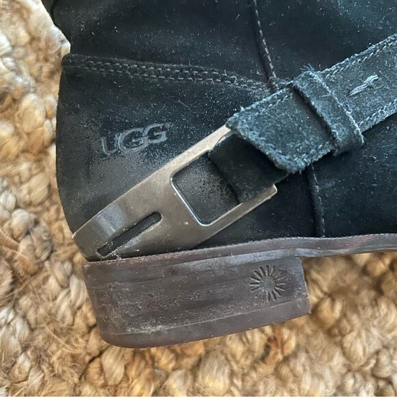 UGG Black Women’s Ankle Booties- Austin style-size 7 - Picture 6 of 12